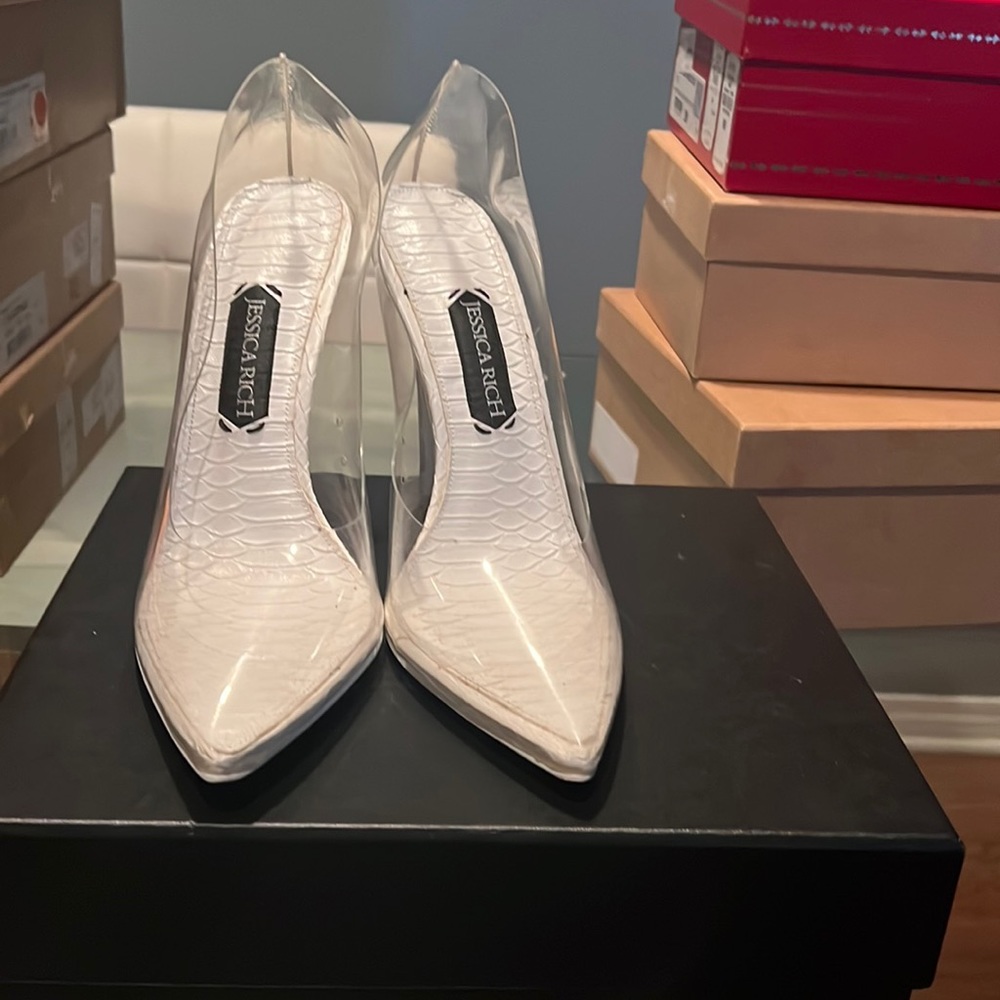 Jessica Rich cinderella shoe